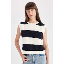 DeFacto Regular Fit Çizgili Bisiklet Yaka Triko Süveter C9042AX24WNER105 Ekru
