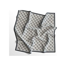 95 X 95 Quare Fresh Soft Pamuklu Eşarp - 03142 - 95 X 95 / Siyah Gri