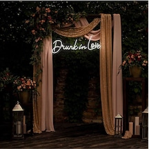 Drunk İn Love Yazılı Neon Tabela Beyaz