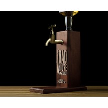 Bk Gift Kişiye Özel Kabartma İsimli Baba Tasarımlı Musluklu Ahşap Viski Standı-8 Viski Çeşmesi, Doğum Günü Hediyesi, Babaya Hediye Kobitmeyen138063 Bk