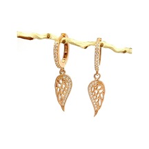 Melek Kanadı Figürlü Rose Gümüş Küpe