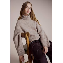 Defacto Yün Karışımlı Balıkçı Yaka Oversize Fit Triko Kazak F3252ax25wnbg653 Bej-bg653