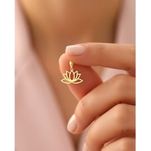Sade Küçük Lotus Çiçeği 14 Ayar Altın Kolye Ucu