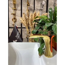 İsaoğlu Yapı Parlak Gold Şelale Lavabo Bataryası Altın Şelale Lavabo Musluğu Gold Lavabo Bataryası Altın Musluk Gold