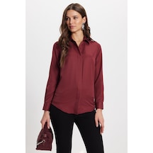 Tudors Kadın Slim Fit Dar Kesim Vucüda Oturan Uzun Kollu Gizli Düğme Detaylı Bordo Basic Gömlek-42048
