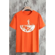 Uzay Temalı Tasarım Tshirt Turuncu