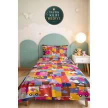 Evimde Bambaşka Pembe Araba Figürlü Kız Çocuk Pike Takımı - Renkli Patchwork Bebek Odası Yatak Örtüsü - 160x220  CM