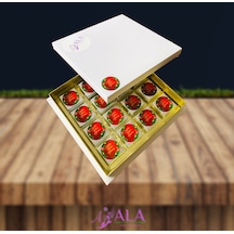 Yılbaşı Etiketli Çikolata Kutusu 235 Gr.