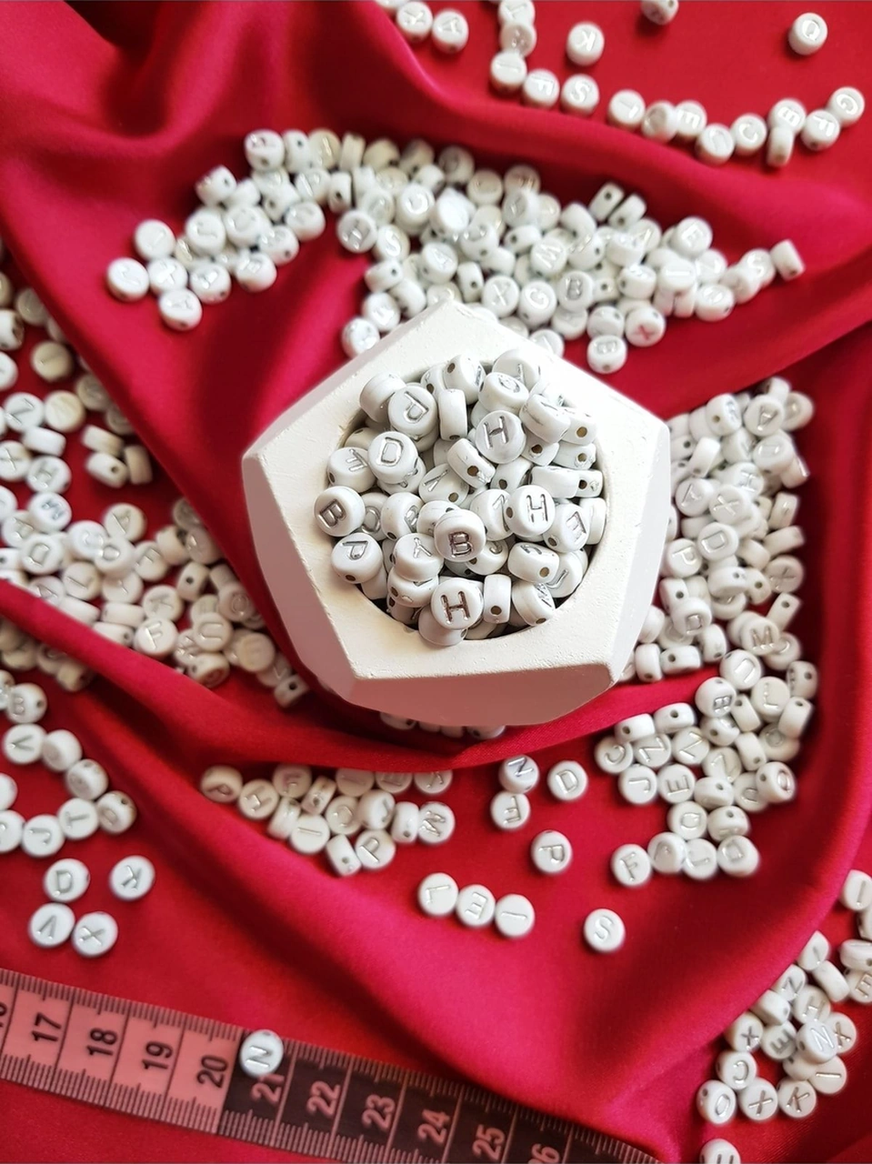 50 Gr Karışık Harf Boncuk, Harfli Takı Boncuğu, 350-375 Adet Gümüş Renkli