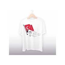 Barlashive 19 Mayıs Atatürk'ü Anma Gençlik Ve Spor Bayramı Baskılı Oversize T-shirt - Beyaz Çok Renkli