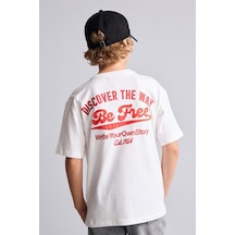 Defacto Overshirt Fit Bisiklet Yaka Sırtı Baskılı Kısa Kollu Tişört Erkek Çocuk I6497a826hswt32 Beyaz-wt32