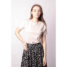 Kadın Sıfır Yaka Kırışmaz Span Karışımlı Şık Kısa Kol Likralı T-shirt Bluz-bej Bej Kadın Sıfır Yaka Kırışmaz Span Karışımlı Şık Kısa Kol Likralı T-shirt Bluz-bej Bej