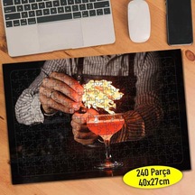 Alevli Kokteyl Hazırlayan Barmen 240 Parça Puzzle Yapboz-372649