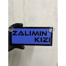Mavi Renk Üzeri Siyah Renk Zalımın Kızı Yazılı Vantuzlu Cam Süsü