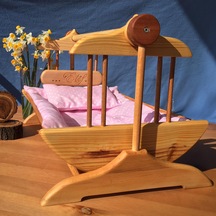 Kişiye Özel İsimli Ahşap Oyuncak Bebek Beşiği 50x30x30 Cm Minderli El Yapımı