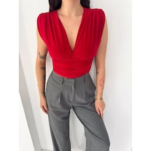 Linum Kadın Vatkalı Kolsuz V Yaka Drapeli Crop Bluz Likralı Fit - Kırmızı