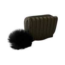 Ulaş Accessories Yeşil Renk Peluş Siyah Top Suni Deri Kibar Bozuk Para Bölmeli Kadın Cüzdan Yeşil