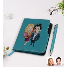 Kişiye Özel Sevgililer Karikatürlü Turkuaz Termo Deri Defter Kale N11.3566 Turkuaz