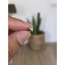 Şık Cerrahi Çelik Dudak Tragus Helix Kıkırdak Conch Minimal Üçgen Piercing Açık Sarı