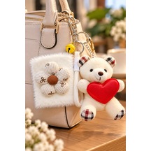 Mini Peluş Teddy Ayı Figürlü Çanta Charmı Anahtarlık Ve Beyaz Peluş Çiçekli Çanta Makyaj Aynası Seti Karışık-Çok Renkli