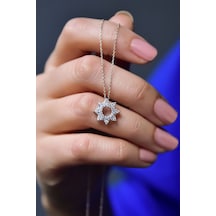 Papatya Silver 925 Ayar Gümüş Rodyum Kaplama Zirkon Taşlı Montür Güneş Kolye