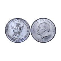 1960 Yılı Ihtilal Hakimiyet Milletindir Tedavül Gümüş 10 Lira Çil