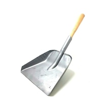 Büyük Boy Ahşap Saplı Metal Kürek . Çöp Ve Kömür Küregi