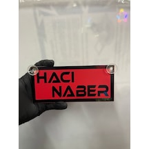 Kırmızı Renk Üzeri Siyah Renk Hacı Naber Yazılı Vantuzlu Cam Süsü