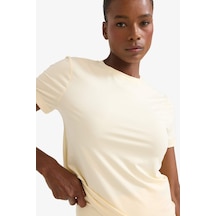 DeFactoFit Standart Fit Bisiklet Yaka Sporcu Kısa Kollu Tişört D2296AX25SPYL239