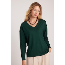 Tudors Kadın Slim Fit Dar Kesim Viskonlu Kumaş V Yaka Yeşil Bluz-41369 Yeşil