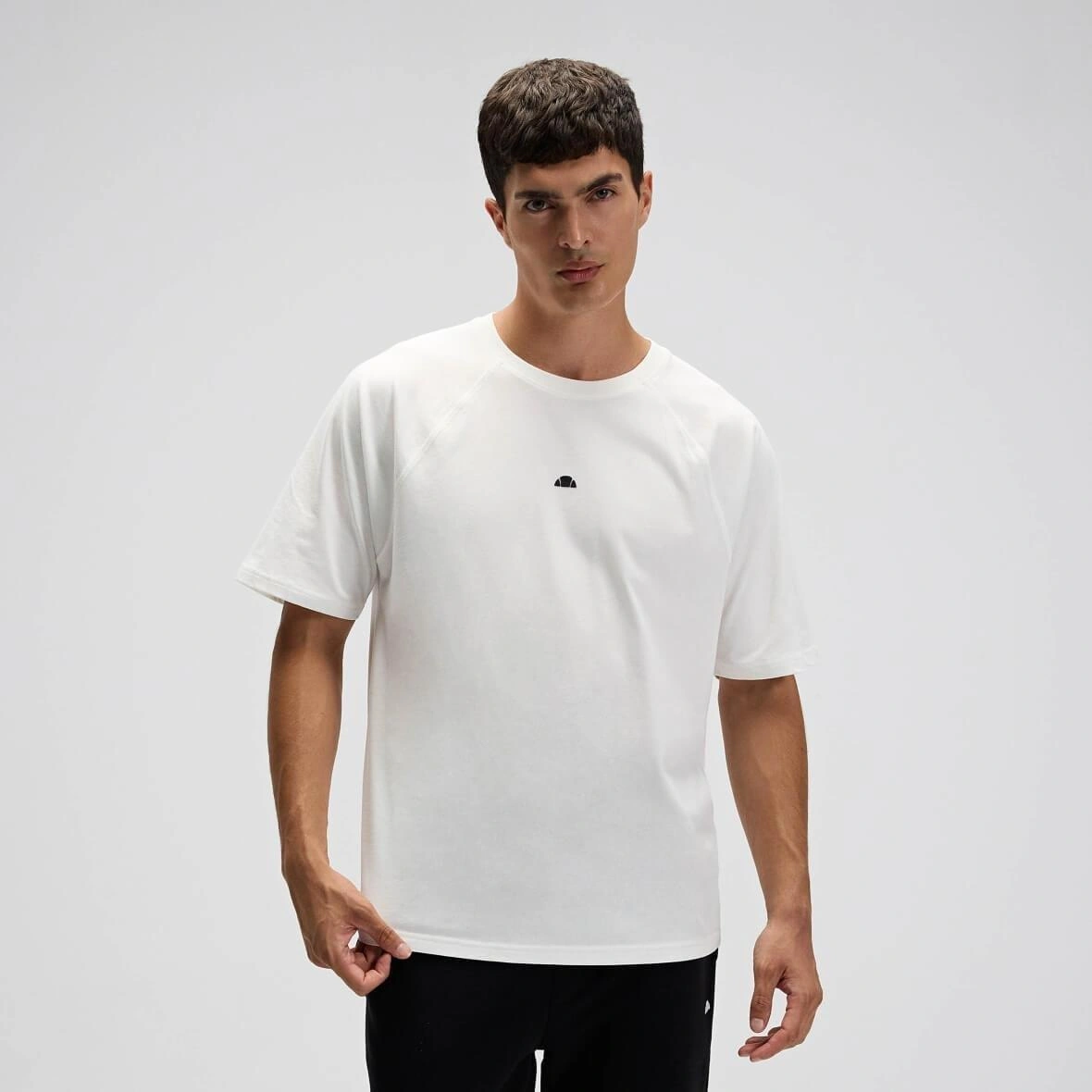 Ellesse Em557-of Erkek Basic T-shirt - Kırık Beyaz Kırık Beyaz