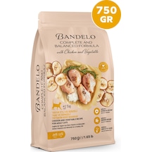 Bandelo Tavuklu Sebzeli Yetişkin Kuru Kedi Maması 750gr - Parlak Tüy Ve Koku Önleyici Etkili