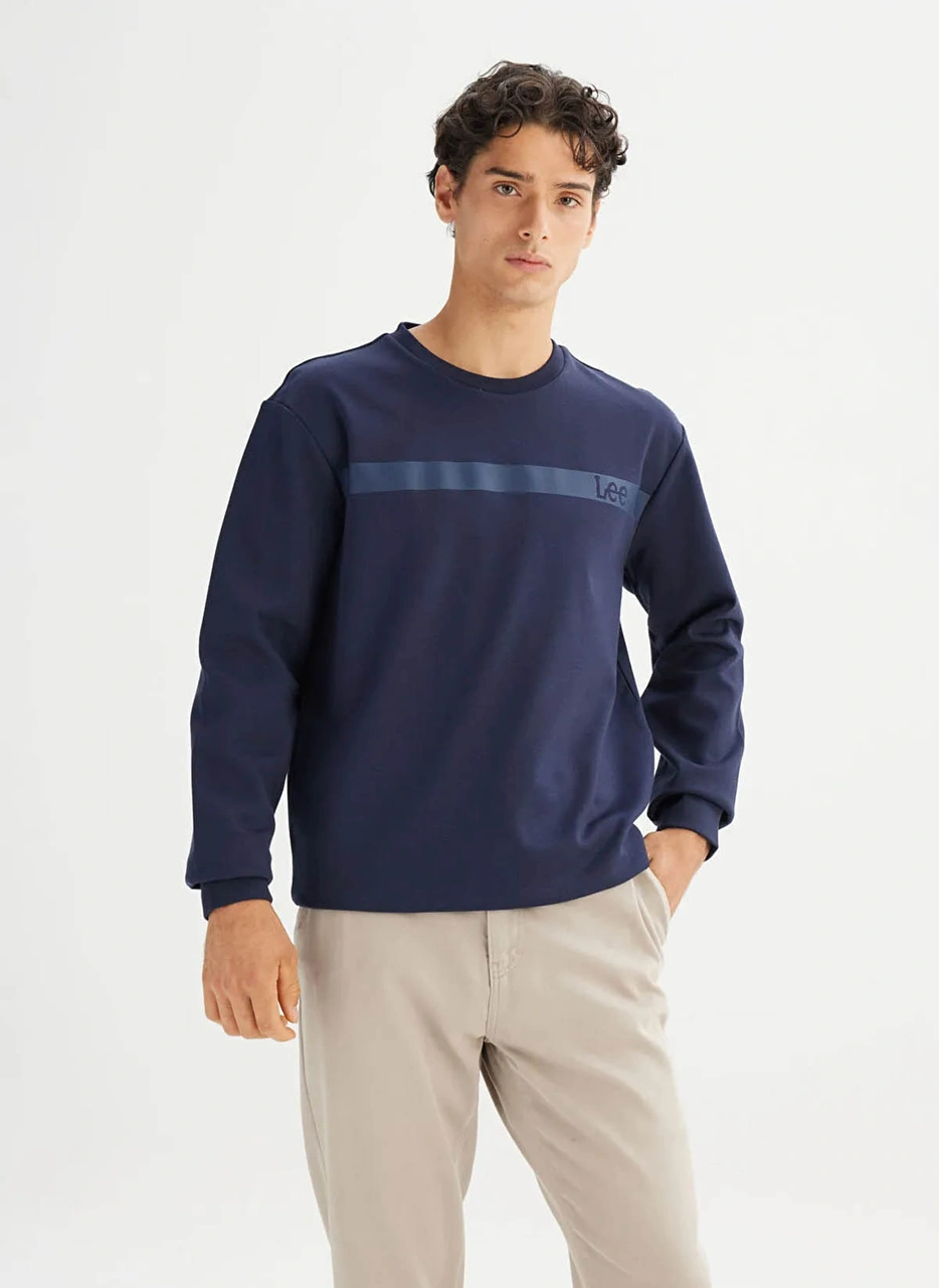 Lee Mid Logo Lacivert Erkek Sweatshirt L242499411 Lacivert