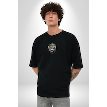 Havalı Pilot Şapkalı Müzik Dinleyen Kedi Siyah Oversize Unisex Ön Orta Minimal Baskılı Tişört Siyah Havalı Pilot Şapkalı Müzik Dinleyen Kedi Siyah Oversize Unisex Ön Orta Minimal Baskılı Tişört Siyah