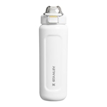 The Stanley Wellspring Bottle 0.7 Litre Hammertone Frost Beyaz