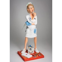 The Nurse / Hemşire - Guillermo Forchino