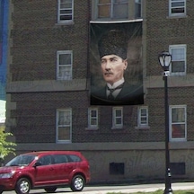 Sivil Kaplaklı Gazi Mustafa Kemal Atatürk -poster Cephe Bayrak - 300x450cm 1