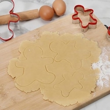 Gingerbread Adam Kurabiye Kalıbı 3 Lü Set, Silikon Kaplı Güvenli Kenar, Paslanmaz Çelik Dayanıklı Kesim Aparatı, Kolay Temizlenir, Kurabiye Şekillendirme İçin Ev Tipi Pasta Hamur Kalıbı 50 x 22