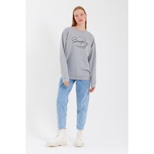 SPR23SWK331 Bisiklet Yaka Ön El Yazılı Brooklyn Sweat