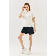 Kadın Rahat %100 Pamuklu Penye Bisiklet Yaka Kısa Kol Basic T-shirt Beyaz