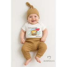 Babaannesinin Aslanı Baskılı 3 Lü Bebek Takımı Kısa Kol Çıtçıtlı Zıbın, Ribana Pantolon, Bere %100 Pamuk 1 Babyden's Babaannesinin Aslanı Baskılı 3 Lü Bebek Takımı Kısa Kol Çıtçıtlı Zıbın, Ribana Pantolon, Bere %100 Pamuk Kahverengi