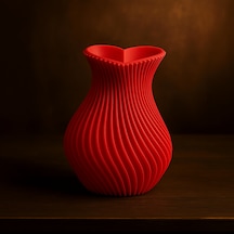 Kalp Şeklinde Vazo. Vazo. 3d Vazo. Plastik Vazo. Kıvrımlı Vazo. Dekoratif Vazo. Kırmızı
