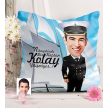 Kişiye Özel Bay Gemi Kaptanı Karikatürlü Saten Yastık - 1