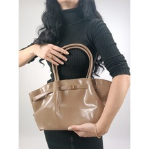 Glemix Celina Vizon Kırışık Deri Kilit Detay Büyük Boy Kadın Omuz Çantası Vizon Kırışık Deri
