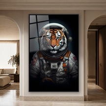 Astronot Kıyafetli Kaplan Portresi Siyah Çerçeveli Cam Tablo