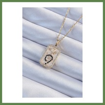Bezos 316l Çelik Zincir Gold Renk Zirkon Taşlı Minimal Papatya Figürlü Tarot Kolye Hb006