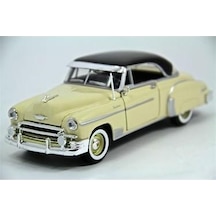 1950 Chevrolet Bel Air 1 24 Ölçek Diecast Krem