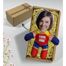 Bk Gift  Kutusunda Kişiye Özel Fotoğraflı Kadın Süper Kahraman Bebek Yastık-3, Arkadaşa , Sevgiliye , Doğum Günü si
