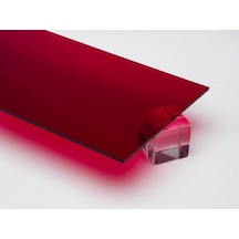 2.8 - 3Mm Transparan Kirmizi Pleksiglas Levha