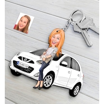 Kişiye Özel Bayan Nissan Micra Figürlü Plakalı Ahşap Karikatür An